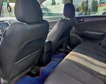 Серый Хендай Соната, объемом двигателя 2 л и пробегом 215 тыс. км за 3850 $, фото 10 на Automoto.ua