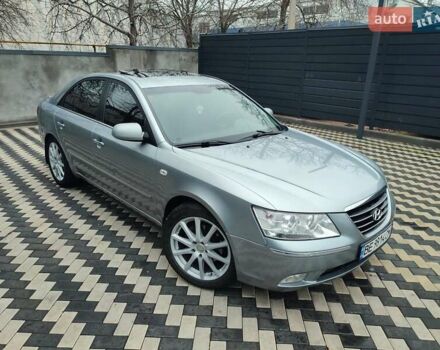 Сірий Хендай Соната, об'ємом двигуна 3.34 л та пробігом 280 тис. км за 7000 $, фото 5 на Automoto.ua