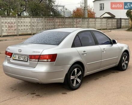 Хендай Соната 2008 в Киеве на Automoto.ua Серый Хендай Соната, объемом двигателя 2 л и пробегом 200 тыс. км за 5700 $, фото 18 на Automoto.ua