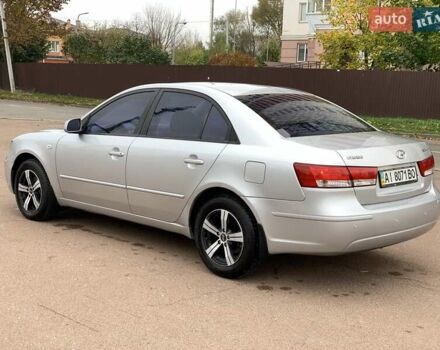Хендай Соната 2008 в Киеве на Automoto.ua Серый Хендай Соната, объемом двигателя 2 л и пробегом 200 тыс. км за 5700 $, фото 9 на Automoto.ua