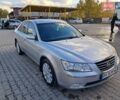 Хендай Соната 2008 у Хмельницькому на Automoto.ua Сірий Хендай Соната, об'ємом двигуна 2.4 л та пробігом 212 тис. км за 6500 $, фото 10 на Automoto.ua