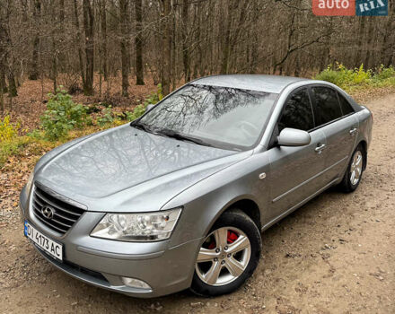 Серый Хендай Соната, объемом двигателя 2 л и пробегом 234 тыс. км за 5500 $, фото 6 на Automoto.ua