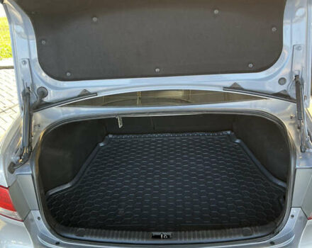 Хендай Соната 2008 у Полтаві на Automoto.ua Сірий Хендай Соната, об'ємом двигуна 2 л та пробігом 174 тис. км за 7300 $, фото 14 на Automoto.ua