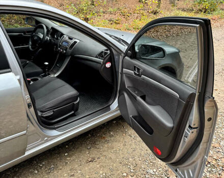 Серый Хендай Соната, объемом двигателя 2 л и пробегом 234 тыс. км за 5500 $, фото 20 на Automoto.ua