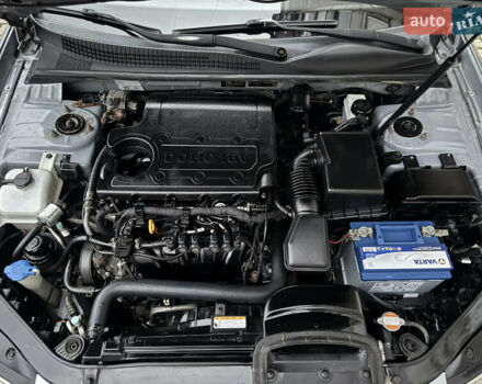 Серый Хендай Соната, объемом двигателя 2 л и пробегом 234 тыс. км за 5500 $, фото 27 на Automoto.ua