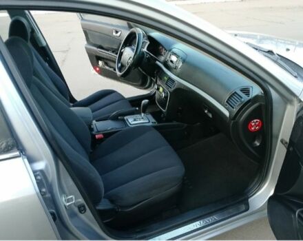 Серый Хендай Соната, объемом двигателя 2 л и пробегом 298 тыс. км за 5000 $, фото 6 на Automoto.ua