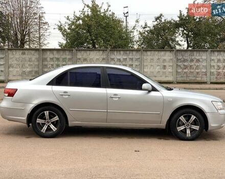 Хендай Соната 2008 в Киеве на Automoto.ua Серый Хендай Соната, объемом двигателя 2 л и пробегом 200 тыс. км за 5700 $, фото 21 на Automoto.ua