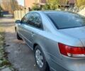 Сірий Хендай Соната, об'ємом двигуна 2 л та пробігом 170 тис. км за 7700 $, фото 2 на Automoto.ua