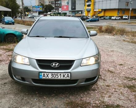 Хендай Соната 2008 у Києві на Automoto.ua Сірий Хендай Соната, об'ємом двигуна 2 л та пробігом 286 тис. км за 5499 $, фото 9 на Automoto.ua