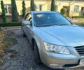 Сірий Хендай Соната, об'ємом двигуна 2 л та пробігом 170 тис. км за 7700 $, фото 1 на Automoto.ua