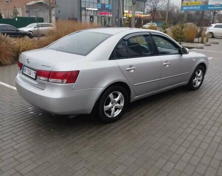 Сірий Хендай Соната, об'ємом двигуна 1.99 л та пробігом 350 тис. км за 6200 $, фото 5 на Automoto.ua