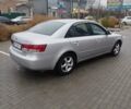 Сірий Хендай Соната, об'ємом двигуна 1.99 л та пробігом 350 тис. км за 6200 $, фото 5 на Automoto.ua