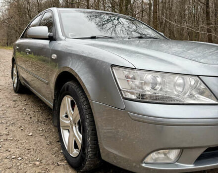 Серый Хендай Соната, объемом двигателя 2 л и пробегом 234 тыс. км за 5500 $, фото 10 на Automoto.ua