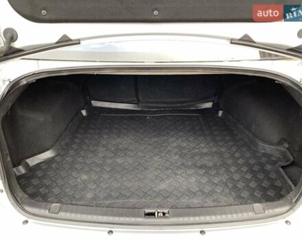 Хендай Соната 2008 в Киеве на Automoto.ua Серый Хендай Соната, объемом двигателя 2 л и пробегом 200 тыс. км за 5700 $, фото 53 на Automoto.ua