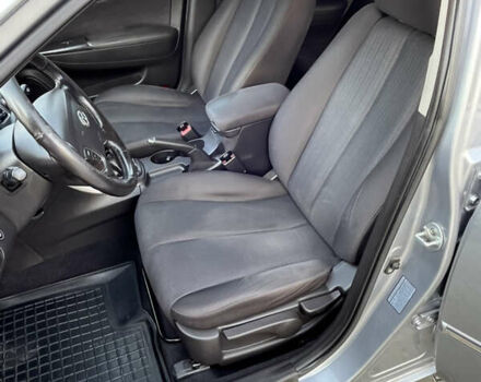 Хендай Соната 2008 у Полтаві на Automoto.ua Сірий Хендай Соната, об'ємом двигуна 2 л та пробігом 174 тис. км за 7300 $, фото 22 на Automoto.ua