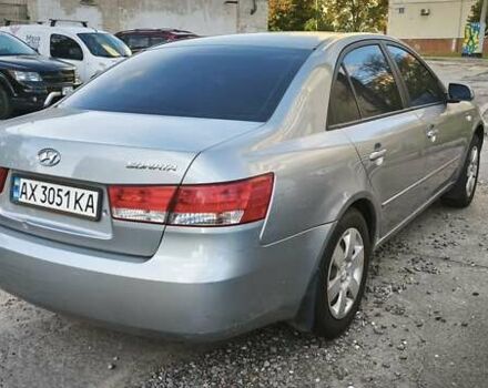 Хендай Соната 2008 у Києві на Automoto.ua Сірий Хендай Соната, об'ємом двигуна 2 л та пробігом 186 тис. км за 5300 $, фото 2 на Automoto.ua