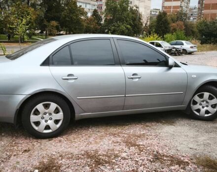 Хендай Соната 2008 у Києві на Automoto.ua Сірий Хендай Соната, об'ємом двигуна 2 л та пробігом 286 тис. км за 5499 $, фото 12 на Automoto.ua