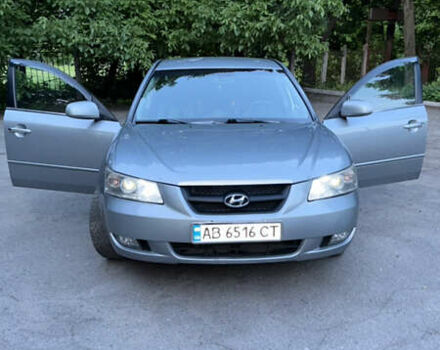 Сірий Хендай Соната, об'ємом двигуна 2.36 л та пробігом 197 тис. км за 6500 $, фото 8 на Automoto.ua