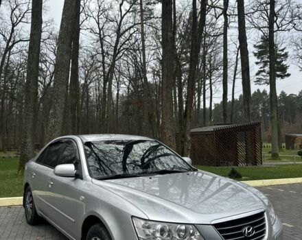 Серый Хендай Соната, объемом двигателя 2 л и пробегом 369 тыс. км за 5899 $, фото 1 на Automoto.ua