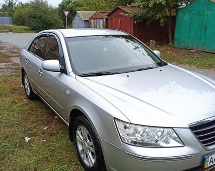 Серый Хендай Соната, объемом двигателя 2 л и пробегом 177 тыс. км за 7100 $, фото 12 на Automoto.ua