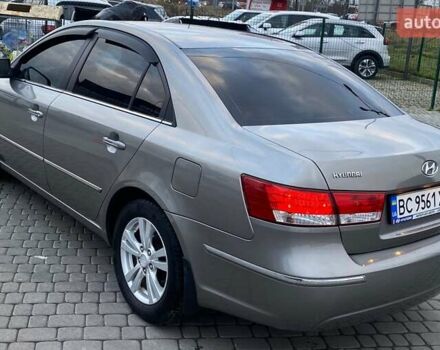 Серый Хендай Соната, объемом двигателя 2 л и пробегом 115 тыс. км за 7800 $, фото 7 на Automoto.ua