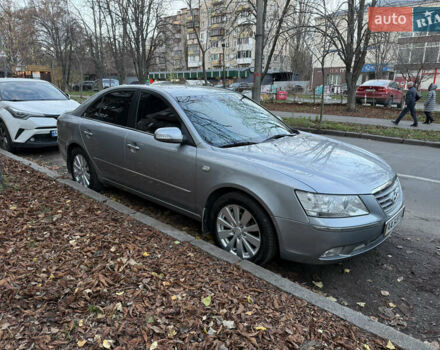 Серый Хендай Соната, объемом двигателя 2.4 л и пробегом 266 тыс. км за 8500 $, фото 13 на Automoto.ua