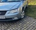 Сірий Хендай Соната, об'ємом двигуна 2 л та пробігом 234 тис. км за 5200 $, фото 1 на Automoto.ua