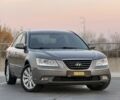 Серый Хендай Соната, объемом двигателя 2.4 л и пробегом 288 тыс. км за 6350 $, фото 3 на Automoto.ua