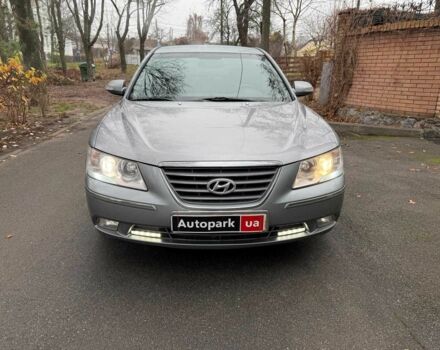 Серый Хендай Соната, объемом двигателя 2.4 л и пробегом 266 тыс. км за 6990 $, фото 1 на Automoto.ua