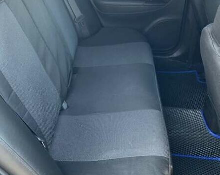 Серый Хендай Соната, объемом двигателя 2 л и пробегом 250 тыс. км за 7000 $, фото 9 на Automoto.ua