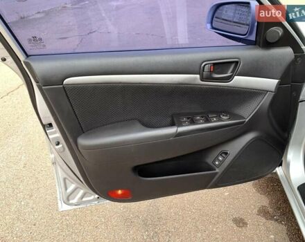 Хендай Соната 2008 в Киеве на Automoto.ua Серый Хендай Соната, объемом двигателя 2 л и пробегом 200 тыс. км за 5700 $, фото 31 на Automoto.ua