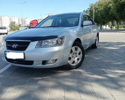 Сірий Хендай Соната, об'ємом двигуна 2 л та пробігом 345 тис. км за 4199 $, фото 7 на Automoto.ua