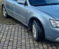 Сірий Хендай Соната, об'ємом двигуна 2 л та пробігом 234 тис. км за 5200 $, фото 2 на Automoto.ua