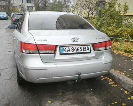 Серый Хендай Соната, объемом двигателя 2 л и пробегом 354 тыс. км за 5300 $, фото 5 на Automoto.ua