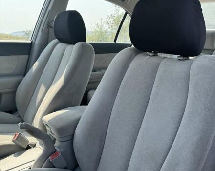 Серый Хендай Соната, объемом двигателя 2 л и пробегом 343 тыс. км за 4300 $, фото 9 на Automoto.ua