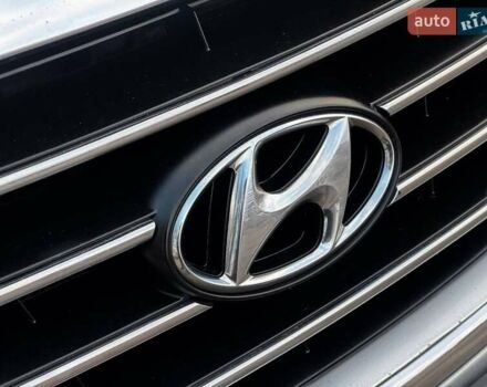 Сірий Хендай Соната, об'ємом двигуна 2 л та пробігом 180 тис. км за 5700 $, фото 3 на Automoto.ua