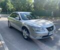 Сірий Хендай Соната, об'ємом двигуна 3.3 л та пробігом 213 тис. км за 5650 $, фото 9 на Automoto.ua