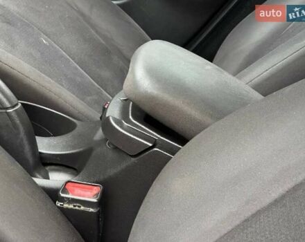 Сірий Хендай Соната, об'ємом двигуна 2 л та пробігом 180 тис. км за 5700 $, фото 33 на Automoto.ua