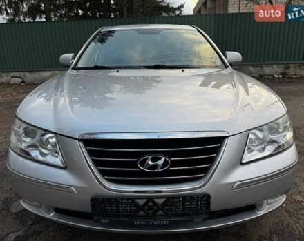 Сірий Хендай Соната, об'ємом двигуна 2 л та пробігом 180 тис. км за 5700 $, фото 6 на Automoto.ua
