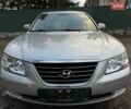 Сірий Хендай Соната, об'ємом двигуна 2 л та пробігом 180 тис. км за 5700 $, фото 6 на Automoto.ua