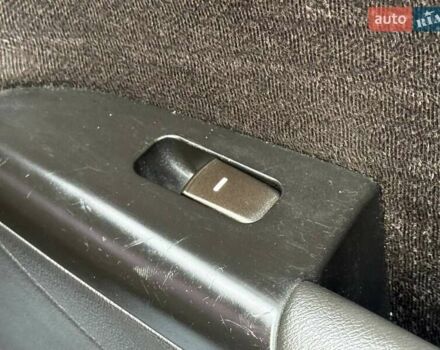 Сірий Хендай Соната, об'ємом двигуна 2 л та пробігом 180 тис. км за 5700 $, фото 39 на Automoto.ua