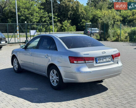 Сірий Хендай Соната, об'ємом двигуна 2 л та пробігом 228 тис. км за 4600 $, фото 6 на Automoto.ua