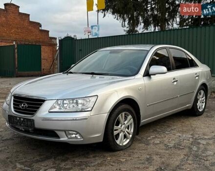 Сірий Хендай Соната, об'ємом двигуна 2 л та пробігом 180 тис. км за 5700 $, фото 8 на Automoto.ua