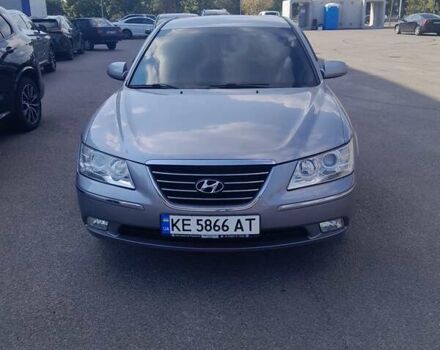 Сірий Хендай Соната, об'ємом двигуна 2 л та пробігом 132 тис. км за 9200 $, фото 12 на Automoto.ua