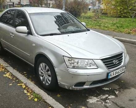 Серый Хендай Соната, объемом двигателя 2 л и пробегом 354 тыс. км за 5300 $, фото 7 на Automoto.ua