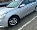 Сірий Хендай Соната, об'ємом двигуна 2 л та пробігом 120 тис. км за 5700 $, фото 3 на Automoto.ua