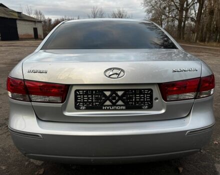 Сірий Хендай Соната, об'ємом двигуна 2 л та пробігом 180 тис. км за 5700 $, фото 15 на Automoto.ua