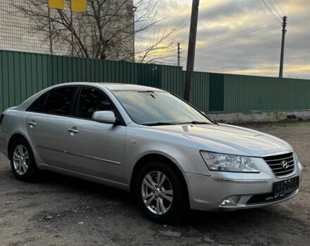 Сірий Хендай Соната, об'ємом двигуна 2 л та пробігом 180 тис. км за 5700 $, фото 1 на Automoto.ua
