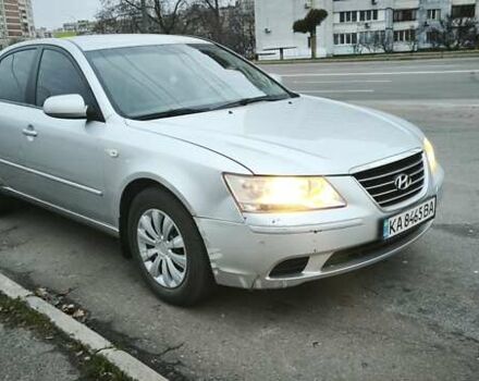 Серый Хендай Соната, объемом двигателя 2 л и пробегом 354 тыс. км за 5200 $, фото 11 на Automoto.ua