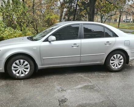 Серый Хендай Соната, объемом двигателя 2 л и пробегом 354 тыс. км за 5300 $, фото 12 на Automoto.ua